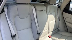 2023 (73) VOLVO XC60 2.0 B5P Ultimate Dark 5dr AWD Geartronic 3457714