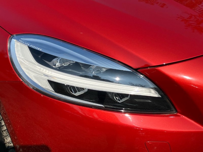 2018 (68) VOLVO V40 T3 [152] Inscription 5dr Geartronic 3456164