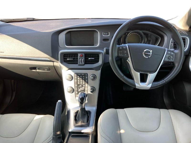 2018 (68) VOLVO V40 T3 [152] Inscription 5dr Geartronic 3456137