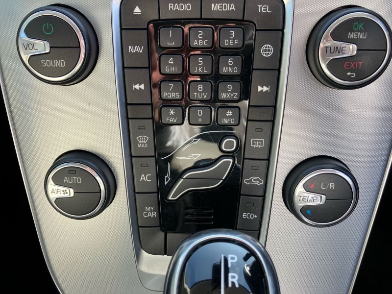 2018 (68) VOLVO V40 T3 [152] Inscription 5dr Geartronic 3456154