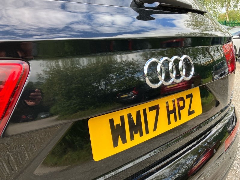 2017 (17) AUDI Q7 3.0 TDI 218 Quattro S Line 5dr Tip Auto 3502394