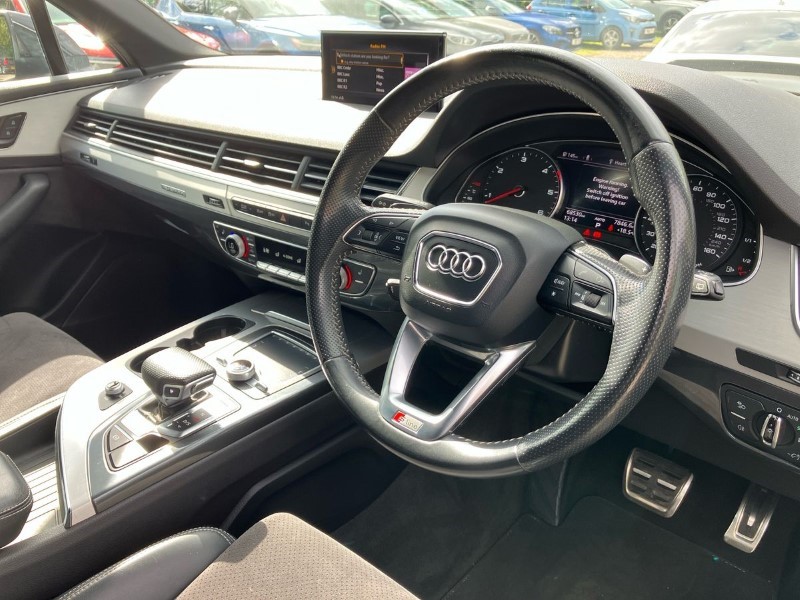 2017 (17) AUDI Q7 3.0 TDI 218 Quattro S Line 5dr Tip Auto 3502363
