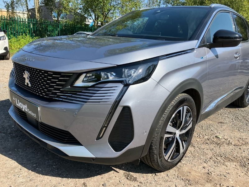 2023 (73) PEUGEOT 3008 1.6 Hybrid 225 GT 5dr e-EAT8 3480205