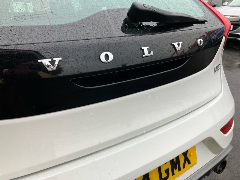 2014 (64) VOLVO V40 D2 R DESIGN 5dr 3636793