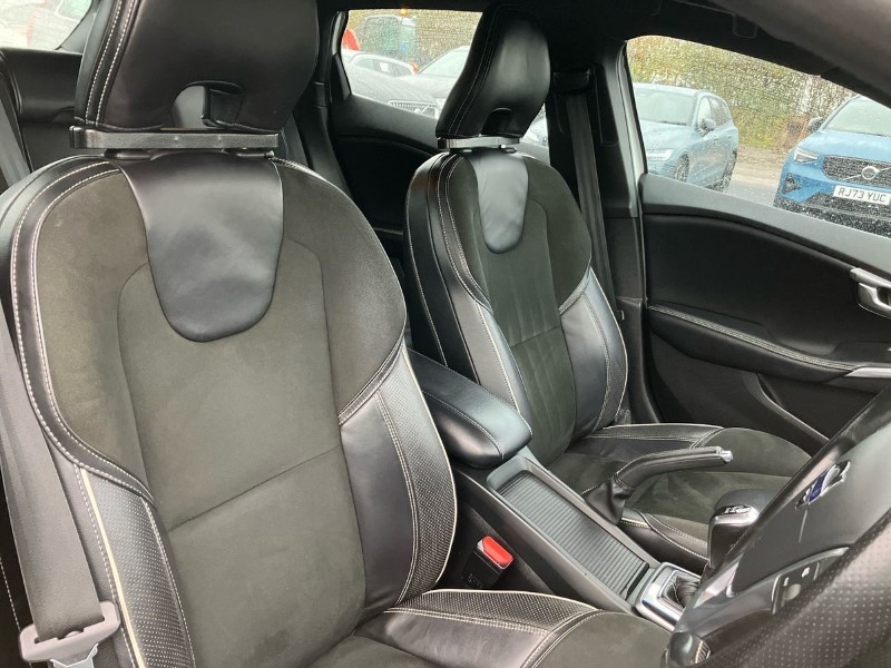 2014 (64) VOLVO V40 D2 R DESIGN 5dr 3636769