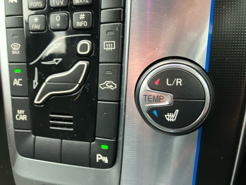 2014 (64) VOLVO V40 D2 R DESIGN 5dr 3636778