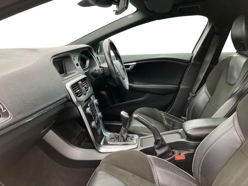 2014 (64) VOLVO V40 D2 R DESIGN 5dr 3636756