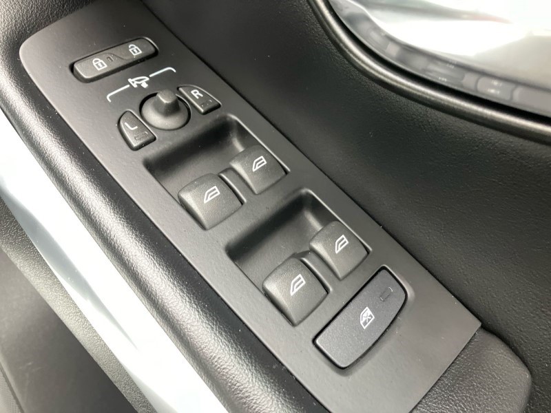 2014 (64) VOLVO V40 D2 R DESIGN 5dr 3636766