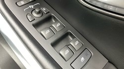 2014 (64) VOLVO V40 D2 R DESIGN 5dr 3636766