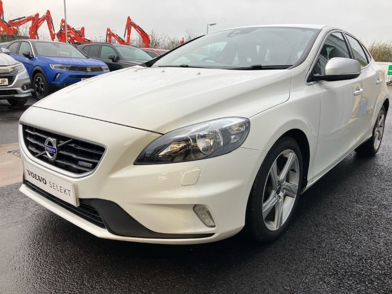 2014 (64) VOLVO V40 D2 R DESIGN 5dr 3636790
