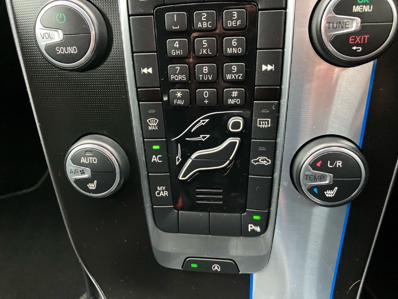 2014 (64) VOLVO V40 D2 R DESIGN 5dr 3636777