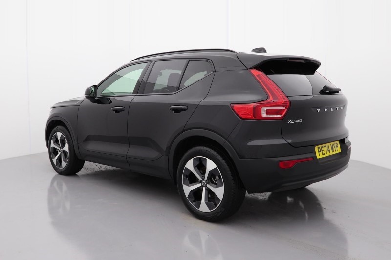 2024 (74) VOLVO XC40 2.0 B4P Plus Dark 5dr Auto *VAT QUALIFYING* 3799792