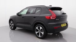 2024 (74) VOLVO XC40 2.0 B4P Plus Dark 5dr Auto *VAT QUALIFYING* 3799792