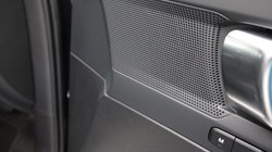 2024 (74) VOLVO XC40 2.0 B4P Plus Dark 5dr Auto *VAT QUALIFYING* 3799820