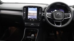 2024 (74) VOLVO XC40 2.0 B4P Plus Dark 5dr Auto *VAT QUALIFYING* 3799828