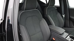 2024 (74) VOLVO XC40 2.0 B4P Plus Dark 5dr Auto *VAT QUALIFYING* 3799824