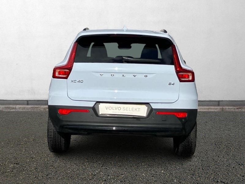 2024 (73) VOLVO XC40 2.0 B4P Plus Dark 5dr Auto 3571177