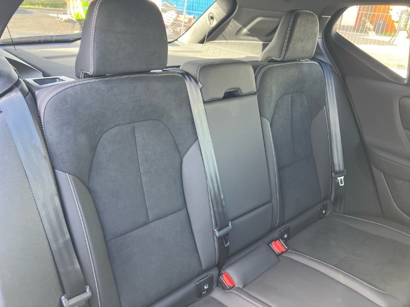 2024 (73) VOLVO XC40 2.0 B4P Plus Dark 5dr Auto 3571202