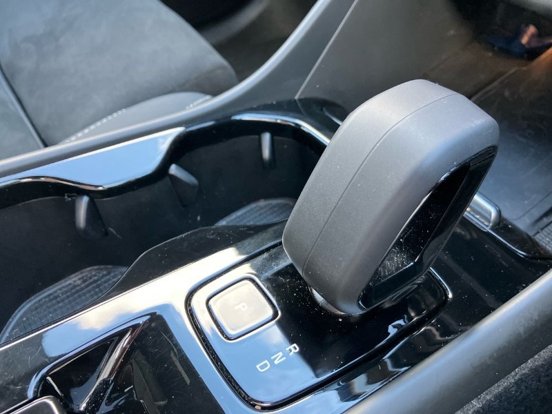 2024 (73) VOLVO XC40 2.0 B4P Plus Dark 5dr Auto 3571200