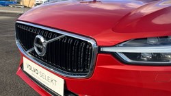 2019 (69) VOLVO XC60 2.0 T4 190 Edition 5dr Geartronic 3589967