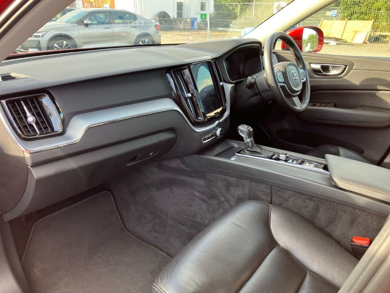 2019 (69) VOLVO XC60 2.0 T4 190 Edition 5dr Geartronic 3589961