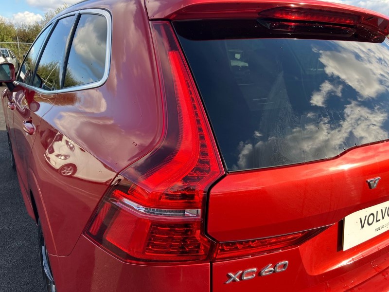2019 (69) VOLVO XC60 2.0 T4 190 Edition 5dr Geartronic 3589969
