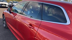 2019 (69) VOLVO XC60 2.0 T4 190 Edition 5dr Geartronic 3589964