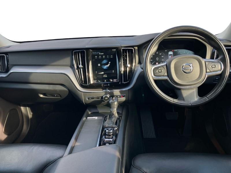 2019 (69) VOLVO XC60 2.0 T4 190 Edition 5dr Geartronic 3589937