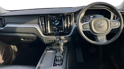 2019 (69) VOLVO XC60 2.0 T4 190 Edition 5dr Geartronic 3589937