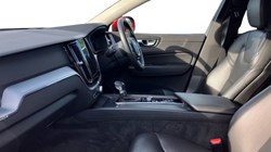 2019 (69) VOLVO XC60 2.0 T4 190 Edition 5dr Geartronic 3589931