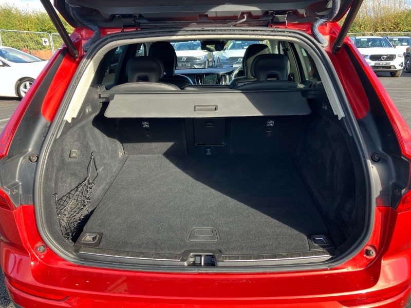 2019 (69) VOLVO XC60 2.0 T4 190 Edition 5dr Geartronic 3589962