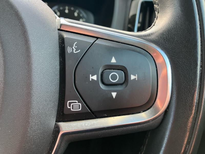 2019 (69) VOLVO XC60 2.0 T4 190 Edition 5dr Geartronic 3589947