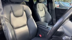 2019 (69) VOLVO XC60 2.0 T4 190 Edition 5dr Geartronic 3589944