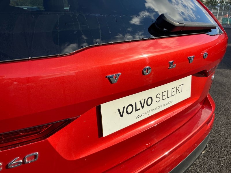 2019 (69) VOLVO XC60 2.0 T4 190 Edition 5dr Geartronic 3589971