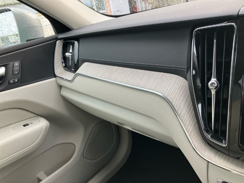 2021 (71) VOLVO XC60 2.0 B5P Inscription Pro 5dr AWD Geartronic 3575611