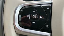 2021 (71) VOLVO XC60 2.0 B5P Inscription Pro 5dr AWD Geartronic 3575602