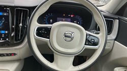 2021 (71) VOLVO XC60 2.0 B5P Inscription Pro 5dr AWD Geartronic 3575601
