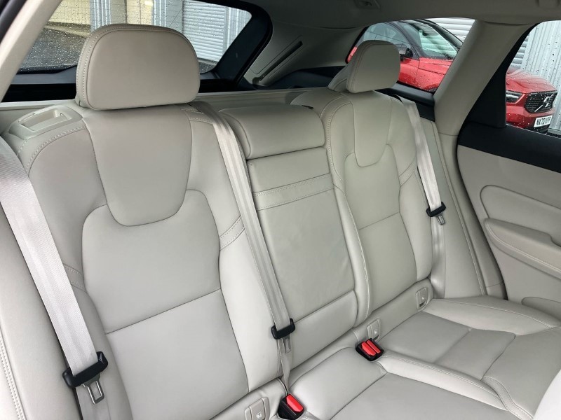 2021 (71) VOLVO XC60 2.0 B5P Inscription Pro 5dr AWD Geartronic 3575614