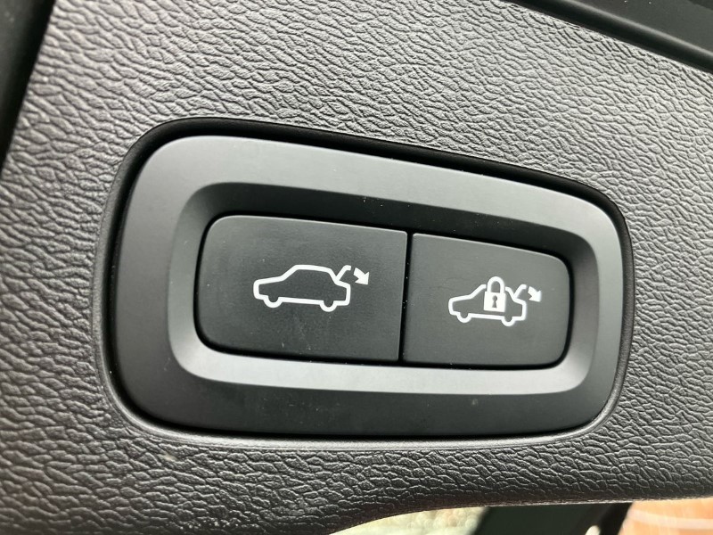 2021 (71) VOLVO XC60 2.0 B5P Inscription Pro 5dr AWD Geartronic 3575618