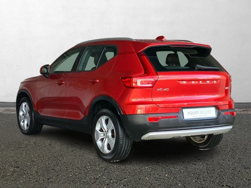 2019 (19) VOLVO XC40 2.0 D3 Momentum Pro 5dr 3612139