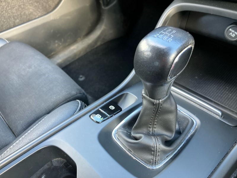 2019 (19) VOLVO XC40 2.0 D3 Momentum Pro 5dr 3612166