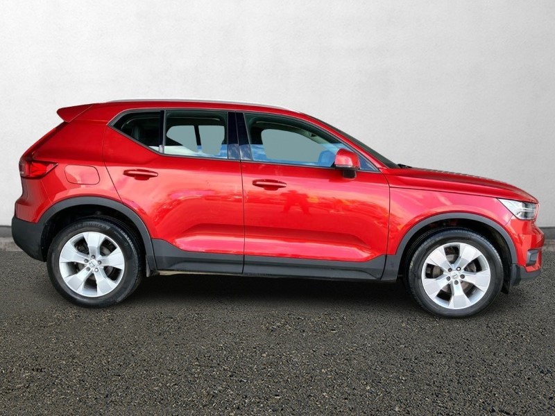 2019 (19) VOLVO XC40 2.0 D3 Momentum Pro 5dr 3612142