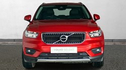 2019 (19) VOLVO XC40 2.0 D3 Momentum Pro 5dr 3612144