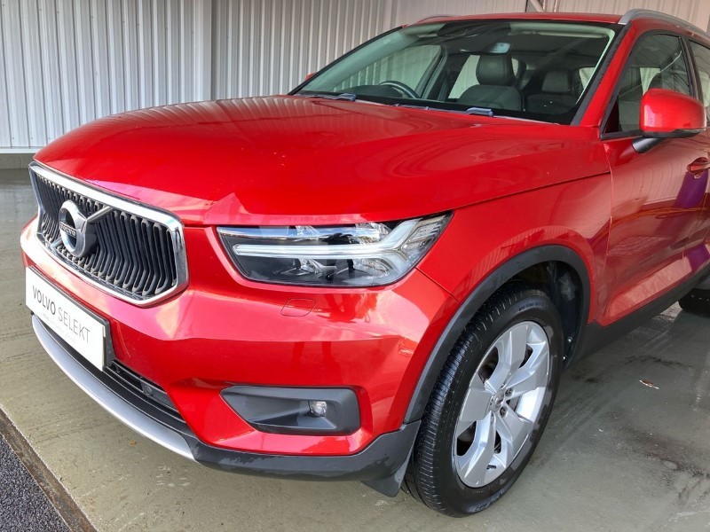 2019 (19) VOLVO XC40 2.0 D3 Momentum Pro 5dr 3612176