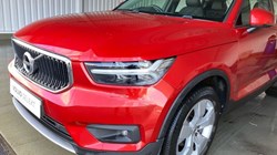 2019 (19) VOLVO XC40 2.0 D3 Momentum Pro 5dr 3612176