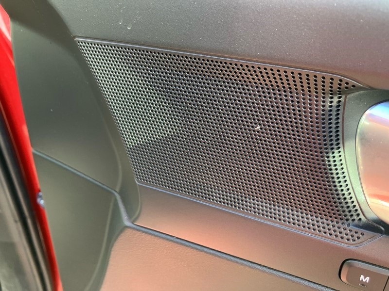 2019 (19) VOLVO XC40 2.0 D3 Momentum Pro 5dr 3612149