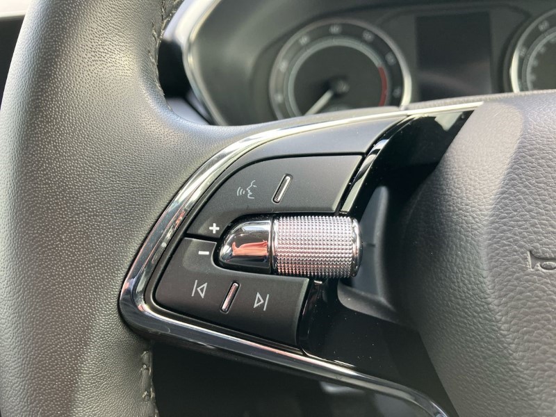 2023 (23) SKODA FABIA 1.0 TSI 110 SE L 5dr 3587627