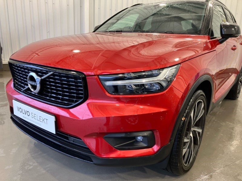 2020 (70) VOLVO XC40 2.0 B5P R DESIGN Pro 5dr AWD Auto 3606431