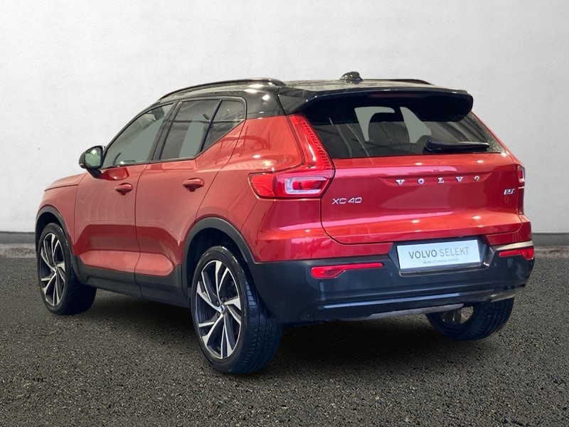 2020 (70) VOLVO XC40 2.0 B5P R DESIGN Pro 5dr AWD Auto 3606392