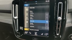 2020 (70) VOLVO XC40 2.0 B5P R DESIGN Pro 5dr AWD Auto 3606415